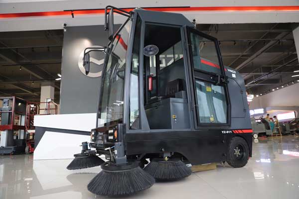 為什么掃地車的電機(jī)老是燒壞，保險絲反而沒燒